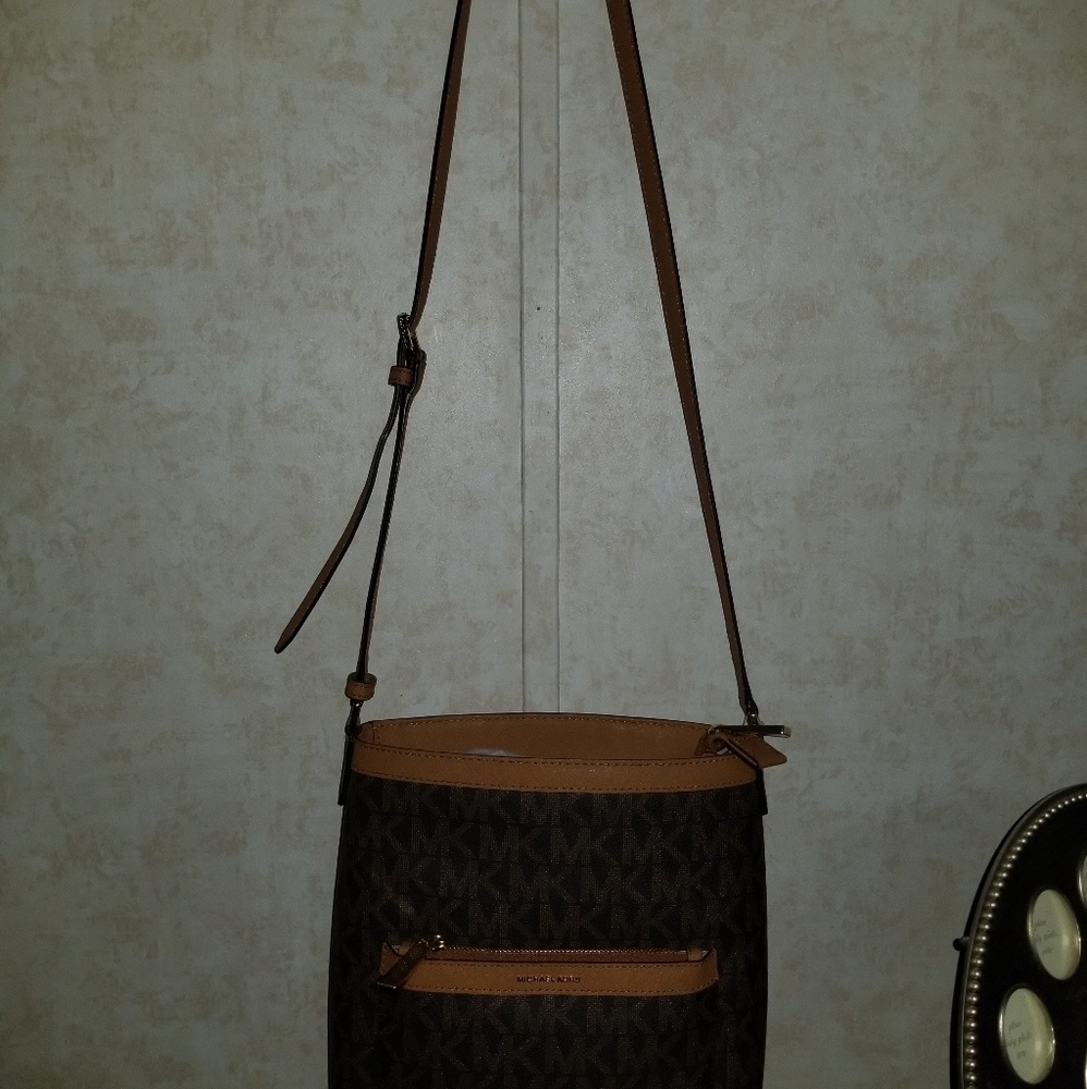 Michael Kors Morgan - Picture 2 of 4
